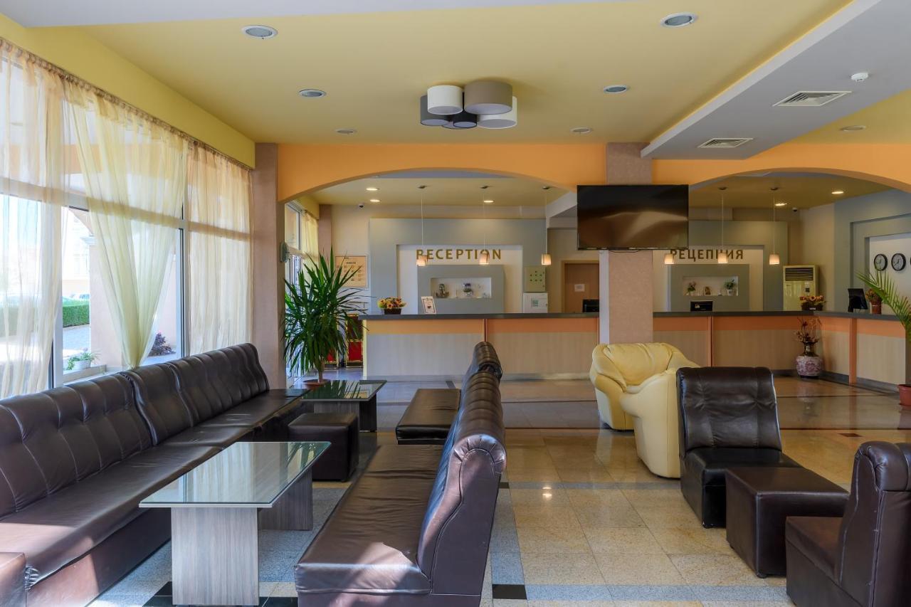 Midia Family Otel Aheloy
